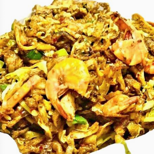 Chicken & Seafood Kotthu